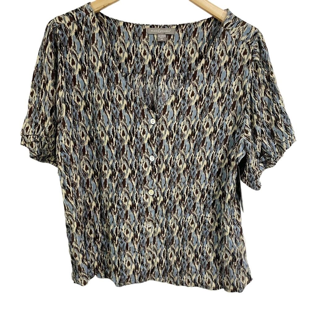 Peace & Pearls NWT Women Medium Blue Rainy Day‎ Burton Front Blouse